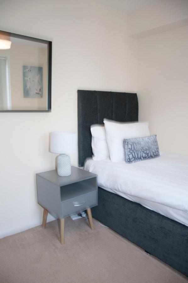 Watford Gemini - Thanet House, Nr Watford Metropolitan, M1,M25 Экстерьер фото